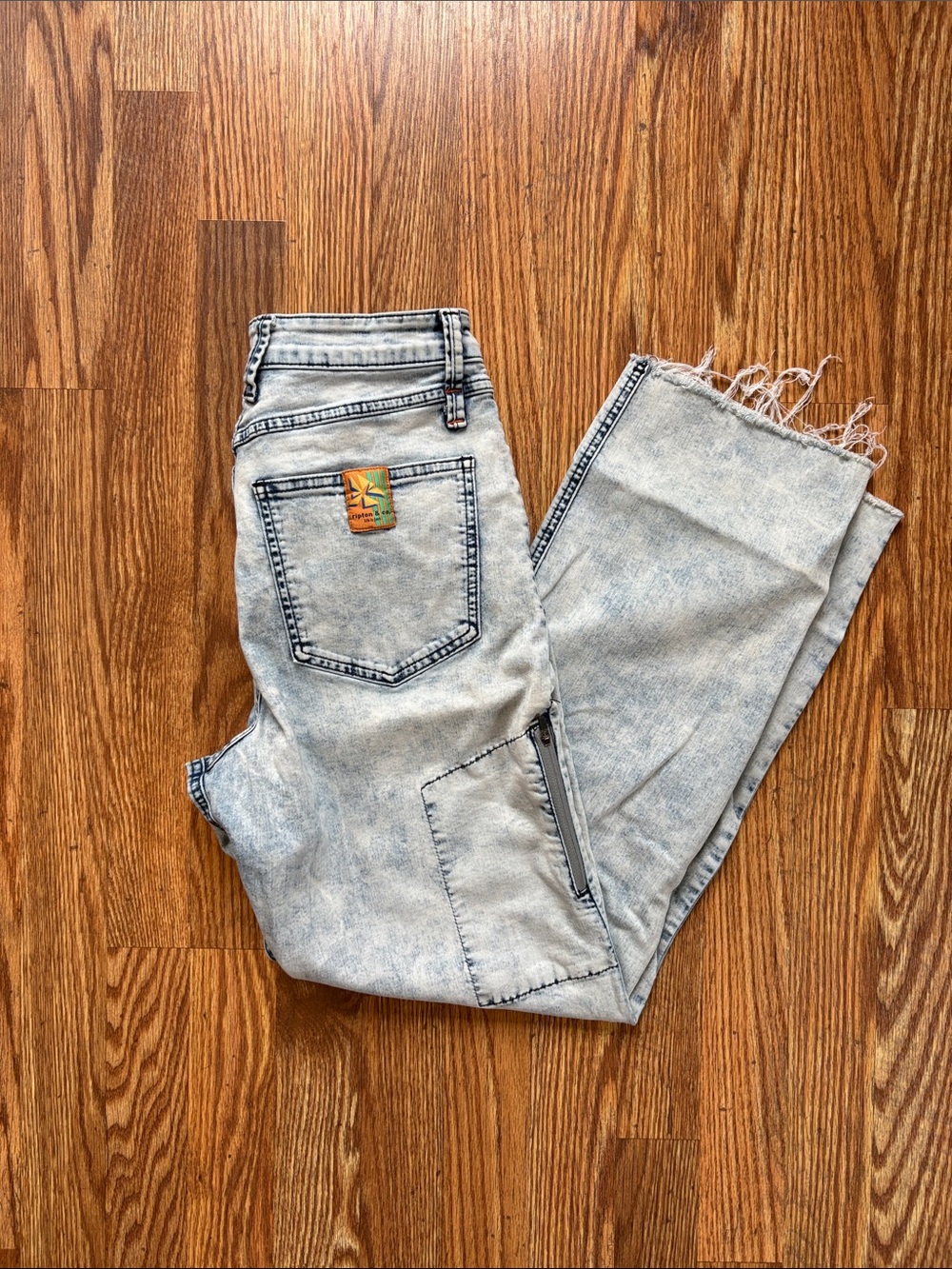 Light Grey Acid-Wash Straight Leg Jeans for Women